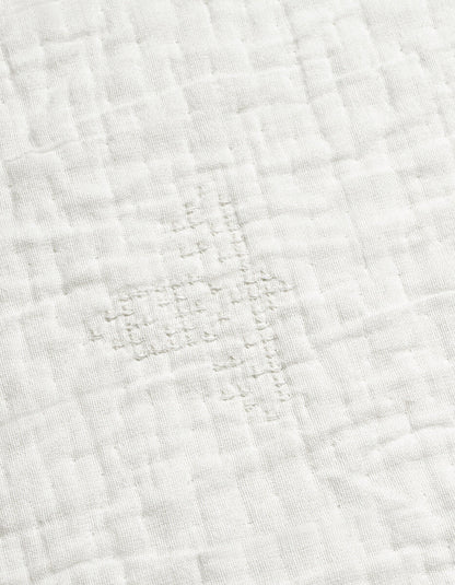 Little Bee Matelasse Baby Blanket