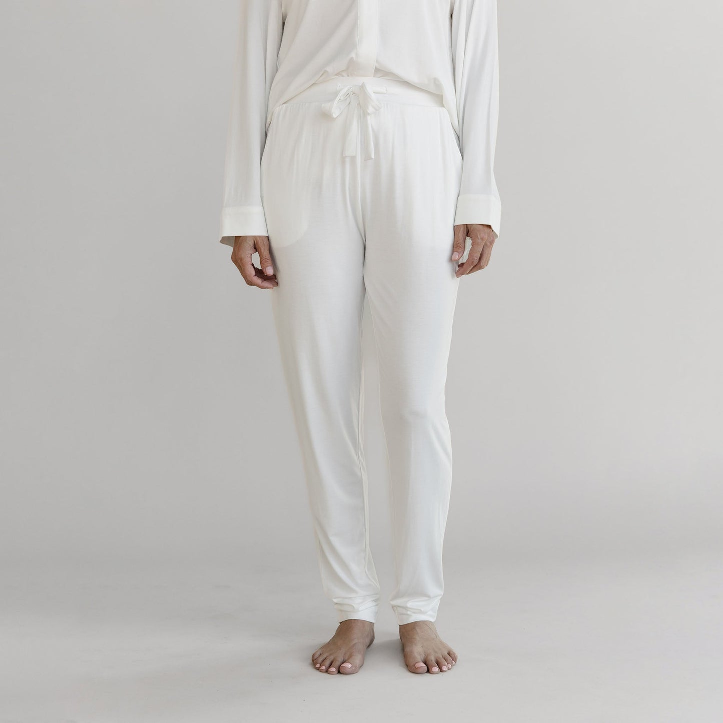 Women's Bamboo Stretch-Knit Tapered Pant
