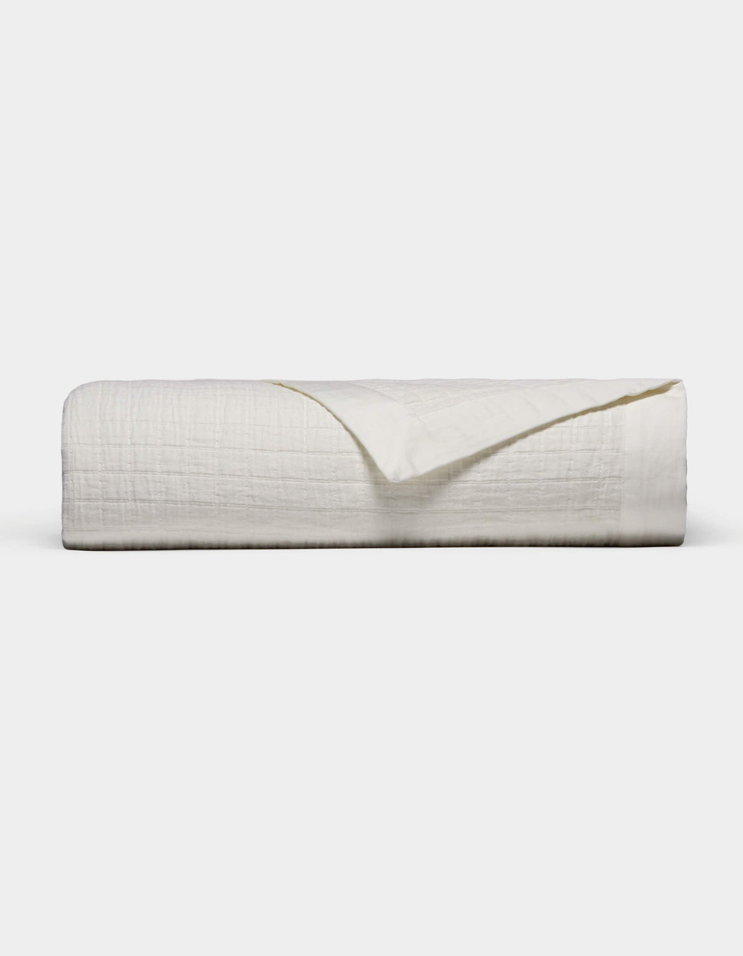 Waterfront Grid Matelasse Blanket